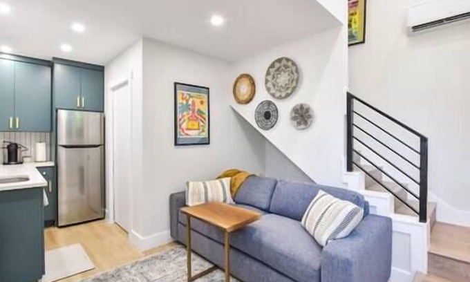 MLK House | Cozy Tiny House for 4 with Kitchen and Patio Retreat