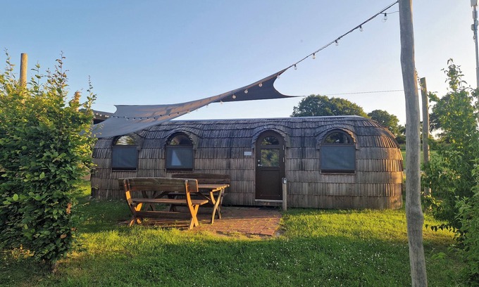 Belau Apartment | Cozy Igloo Johansson with Ocean View on Lake Belau