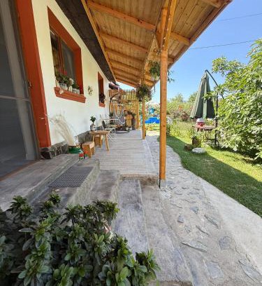 Ramnicu Valcea House | Child-Friendly Tiny Mara: Rated 10/10 by Guests