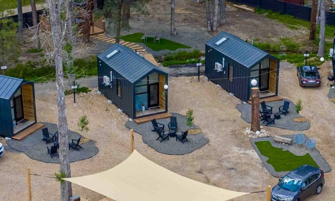 Idaho City House | Pet-Friendly Tiny Home #2 with Breakfast & Kitchen Access