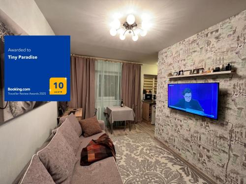 Narva Apartment | Pet-Friendly Haven: Discover Tiny Paradise Retreat