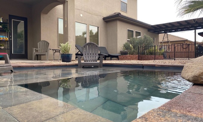 St. George House | Cozy RV with Private Pool & Pet-Friendly in St George