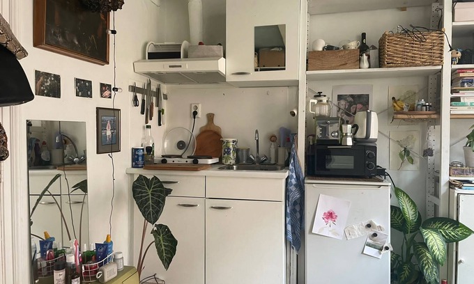 Grachtengordel-West Apartment | Cosy Studio in Amsterdam's Vibrant City Center