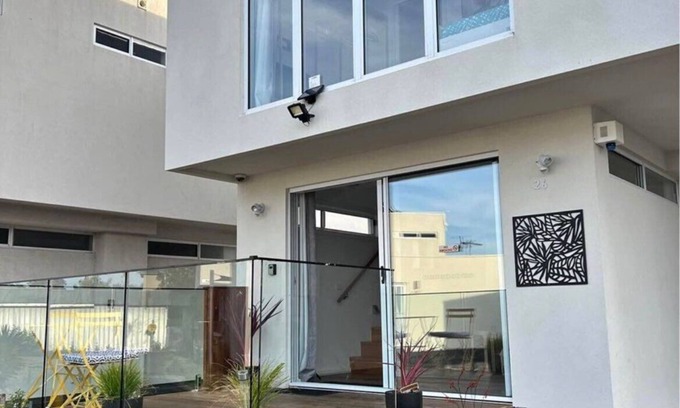 Mornington Peninsula Villa | Cozy Villa Just Steps from the Beach with Great Amenities
