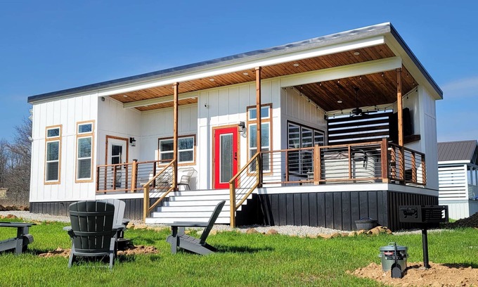 Okmulgee House | Unforgettable Twin Lake Tiny Homes: Spa & Hot Tub Retreat