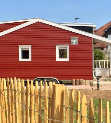 Pettstadt House | Pet-Friendly Tinyhouse Bamberg with Ocean View & Hot Tub