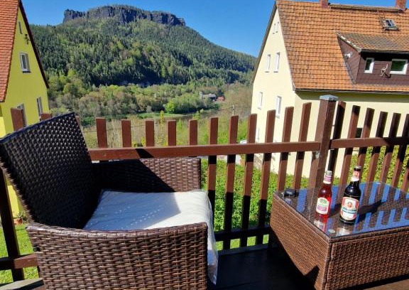 Konigstein an der Elbe House | Unforgettable Tinyroom with Scenic Views - Rated 10/10