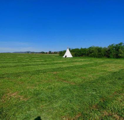 Saint-Jean-de-Touslas Other | Tipi en pleine nature