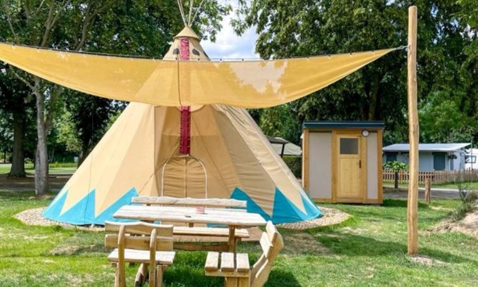 Falkenberg Apartment | Explore Tipi Ottawa by Kiebitzer See with Lake Views