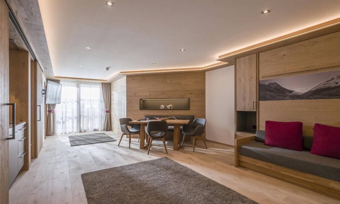 Going am Wilden Kaiser Apartment | Relaxing Wellness Suites with Pool at Resort Seiwald