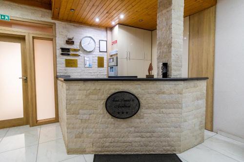 Tiszaujvaros House | Pet-Friendly Tisza Panzió: Family Stay with Pool & Dining