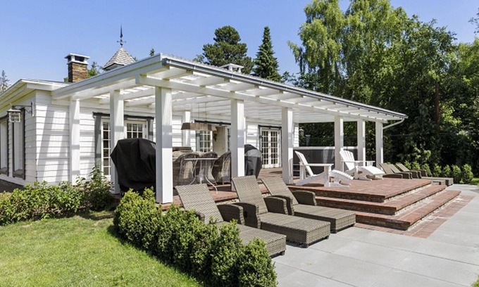 Rrvig House | Relax at 'Titia' - Oceanfront Retreat with Spa & Hot Tub