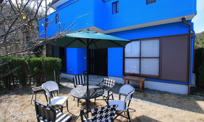 Sumoto House | Spacious Tiz wan Sumoto Villa with Pet-Friendly Amenities