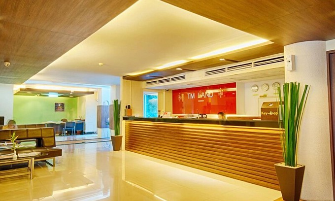 Ayutthaya Hotel | Budget-Friendly TM Land Hotel with Pool and Spa Amenities