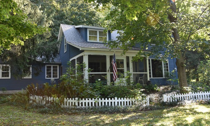 Empire House | Unforgettable Stays at Grandmother's House – Ocean & Lake Views