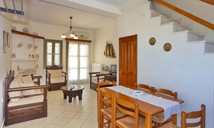 Skiros Apartment | Discover To Pithari: Oceanfront Bliss with Breakfast Included
