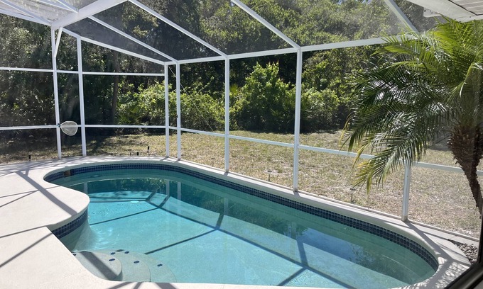 Thousand Oaks Villa | Family-Friendly Pool Villa Steps from Disney World Fun