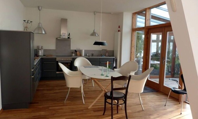Waddeweitz House | Discover Toad 5 on the Soederbring: Ideal for Families & Pets