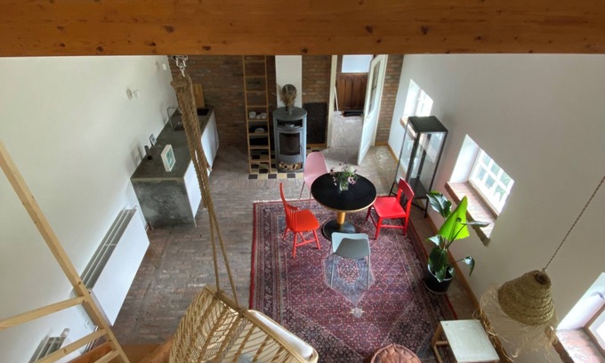 Kalkar House | Discover Tobacco Barn: Guest Rated 10/10 with Spa & Breakfast