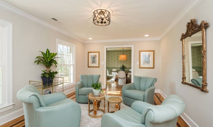 North Garrett Road House | Discover Tobacco Road Retreat: Pet-Friendly Family Getaway