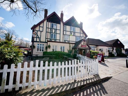 London Borough of Bromley Hotel | Discover Toby Carvery Beckenham - Family-Friendly Retreat