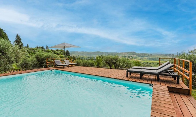 Certaldo Villa | Panoramic Tognazzi Casa Vacanze - 4-Star Oceanfront Escape