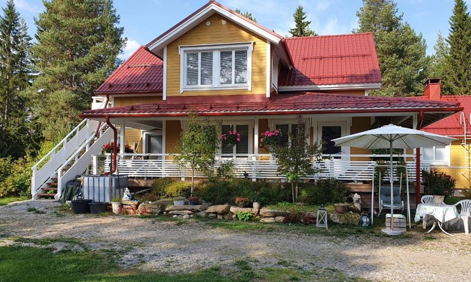 Tiilikkajarvi National Park House | Experience TOIVONNIEMEN KOTIMAJOITUS with Ocean Views