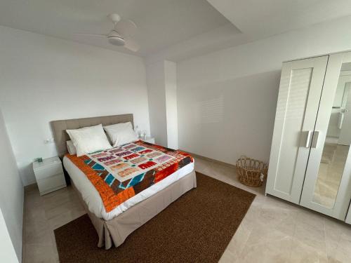 Almeria House | Premium Rooms at Tokyo Los Genoveses with Private Bath