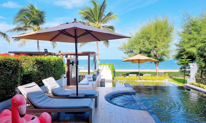 Pak Nam Pran Villa | Relax at Tolani Le Bayburi Villas with Ocean Views & Spa