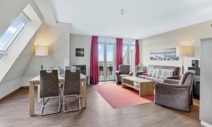 Wremen Apartment | Serene Oceanview Retreat with Sauna & Two Balconies