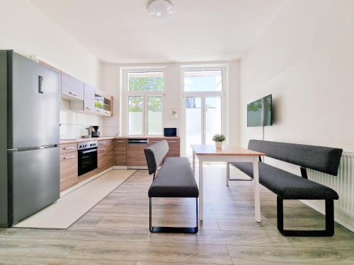 Rath Apartment | RAJ Living: Perfect 3-Room Apartments with Balconies