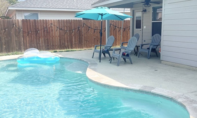 Tomball House | Idyllic Tomball Retreat with Private Pool and Spa Amenities