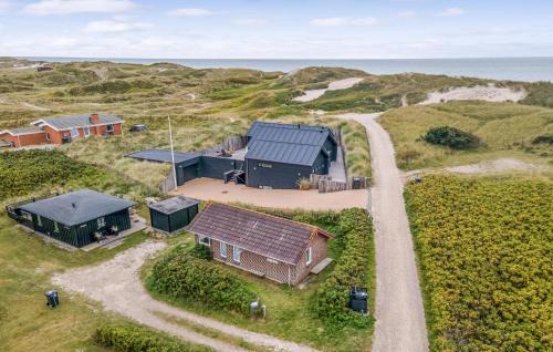 Sondervig House | Budget-Friendly Toms Hytte: Family-Approved Retreat