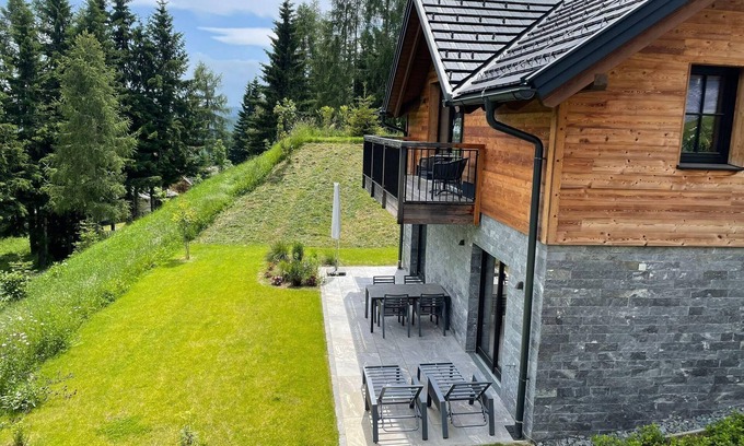 Albeck House | Experience Tomtegl-Bergchalet No.3 with Private Sauna & Pool