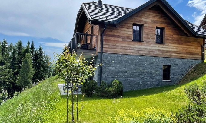 Albeck House | Experience Tomtegl-Bergchalet No.5 with Private Sauna & Pool