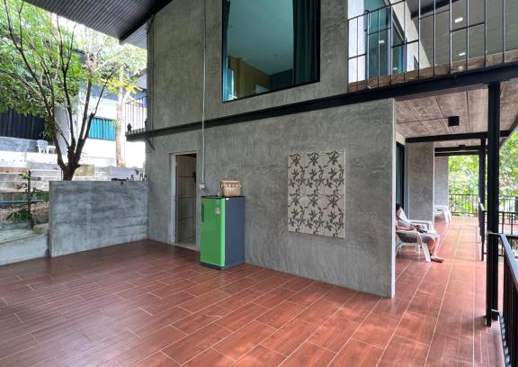 Lam Kaen Apartment | Oceanfront Ton Pling Khao Lak Villa for Family Adventures