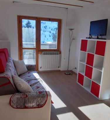 Passo del Tonale Apartment | Family-Friendly Retreat at Tonale 80 with Pet Amenities
