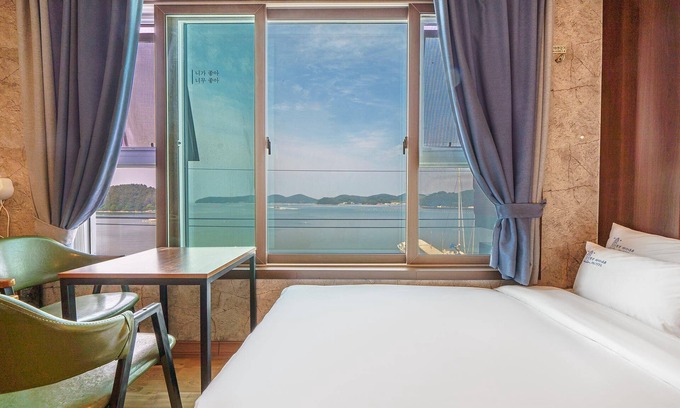 Tongyeong Hotel | Eco-Friendly Retreat at Tongyeong Badanaeum with Breakfast