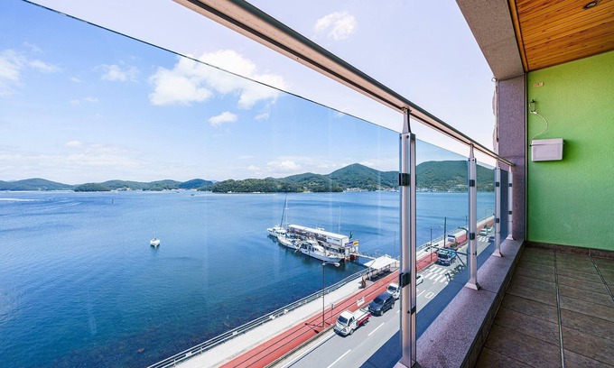 Tongyeong Hotel | Eco-Friendly Getaway at Tongyeong Badapunggyeong Hotel