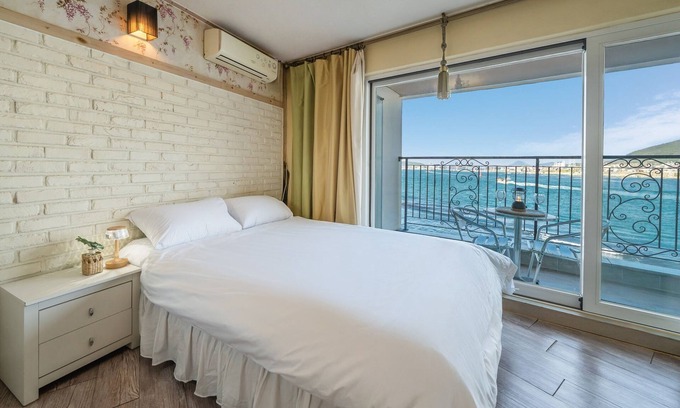 Asa House | Family-Friendly Stay at Tongyeong Haegando Pension