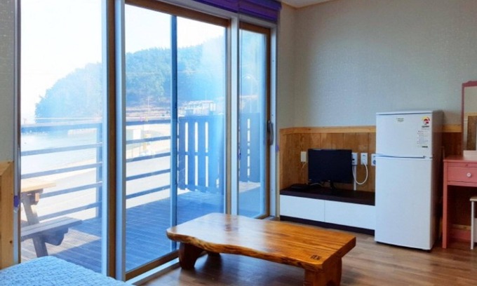 Tongyeong House | Eco-Friendly Comfort at Tongyeong Saryangdo Don Quixote Pension