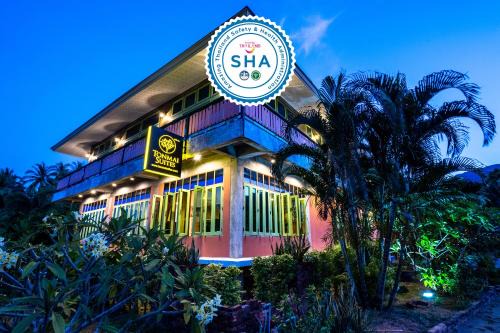 Ko Lanta Old Town House | Pet-Friendly Tonmai Suites with Oceanfront Views