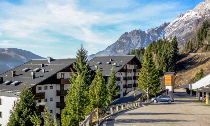 Muehlbach Am Hochkoenig Apartment | Discover Top A45 by Interhome: Lake View & Spa Retreat