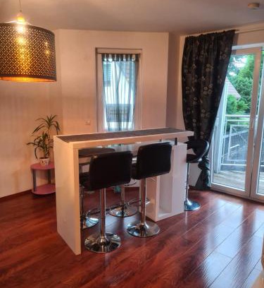 Region Hannover District Apartment | Inviting Apartment in Langenhagen with Ocean View