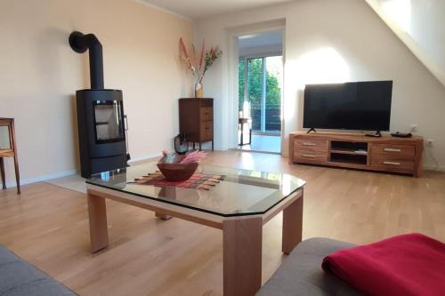 Lubbecke Apartment | Idyllic Ferienwohnung am Waldrand mit großem Balkon