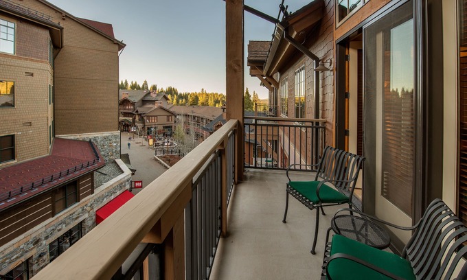 Truckee Condo | Premier 2BD Loft in Northstar Village with Pool & Spa Access