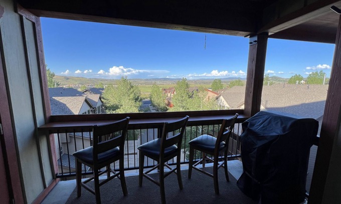 South Snyderville Basin Condo | Pet-Friendly Bear Hollow Condo: A Perfect Park City Retreat
