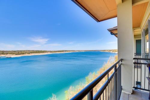 Lakeway Apartment | Elegant Lake-View Condo with Spa and Boat Dock Access