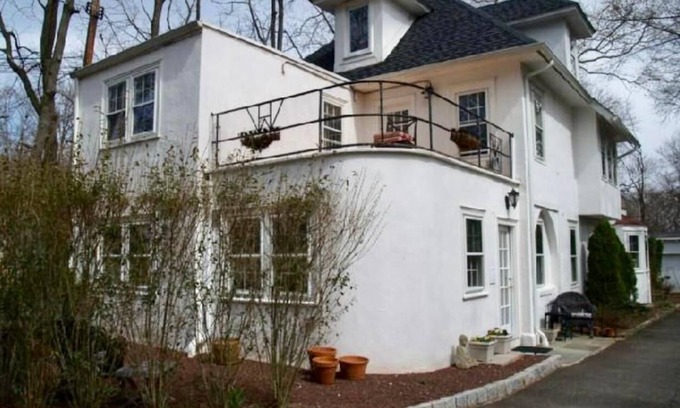 Princeton Condo | Top-Floor Princeton Condo with Private Balcony & Pool Access
