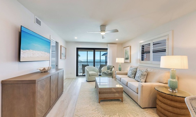 Sanibel Condo | Beachfront Bliss at Ocean's Reach – Unmatched Views Await!